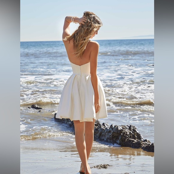 Mori Lee Style 12602 Lesley Wedding Dress NWT Size 16 - Picture 4 of 6